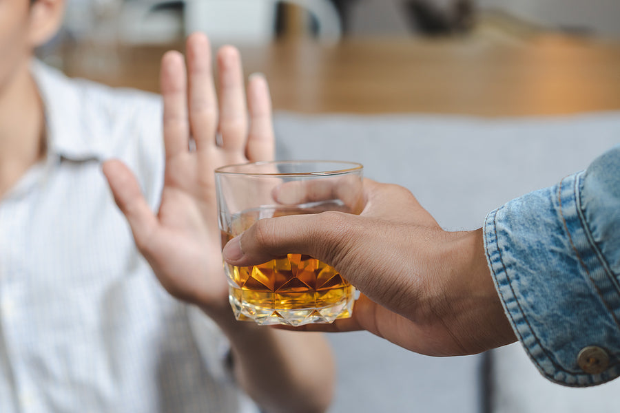 3 things that happen when you stop drinking alcohol