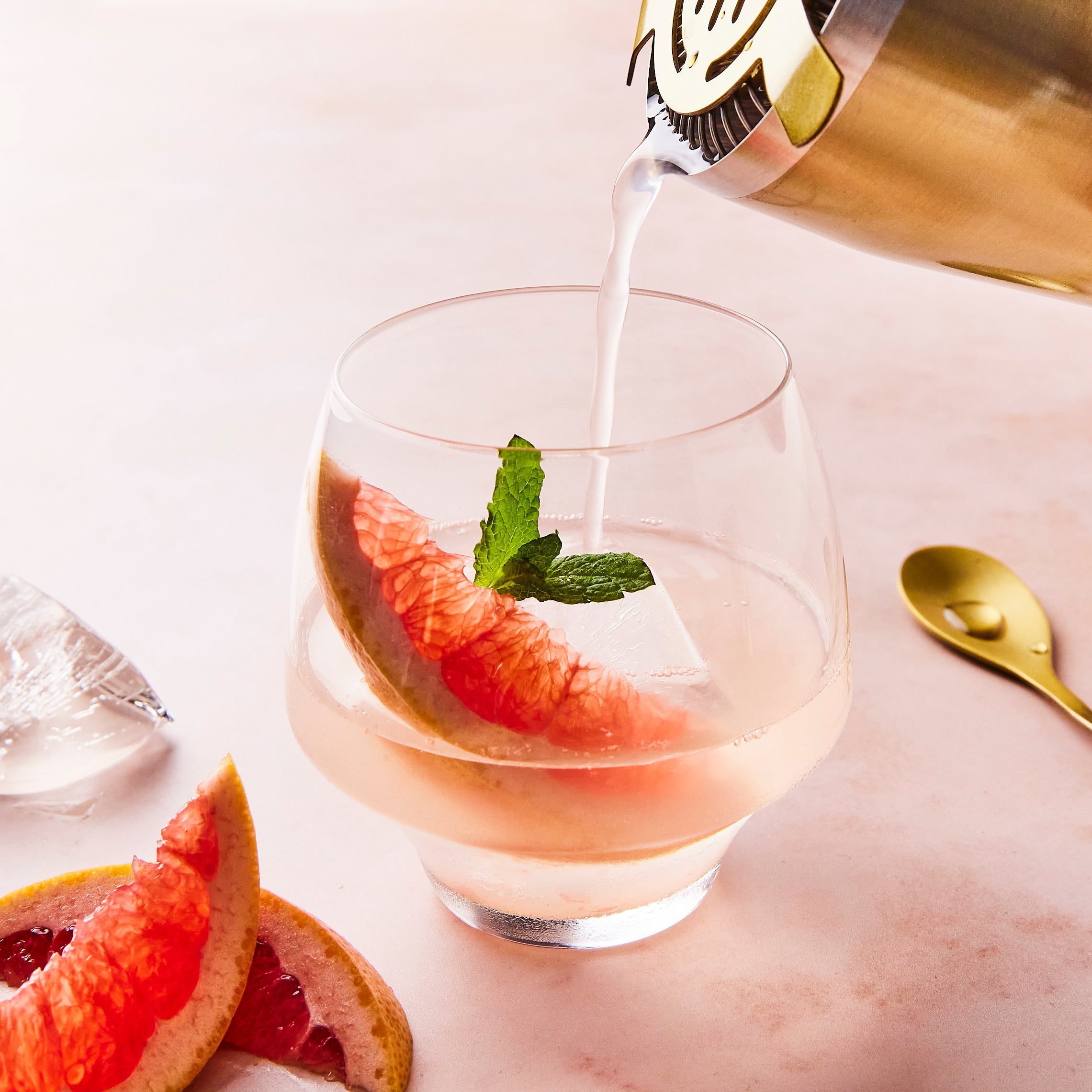 Mindful Drinking: How to Reframe Your Relationship with Alcohol