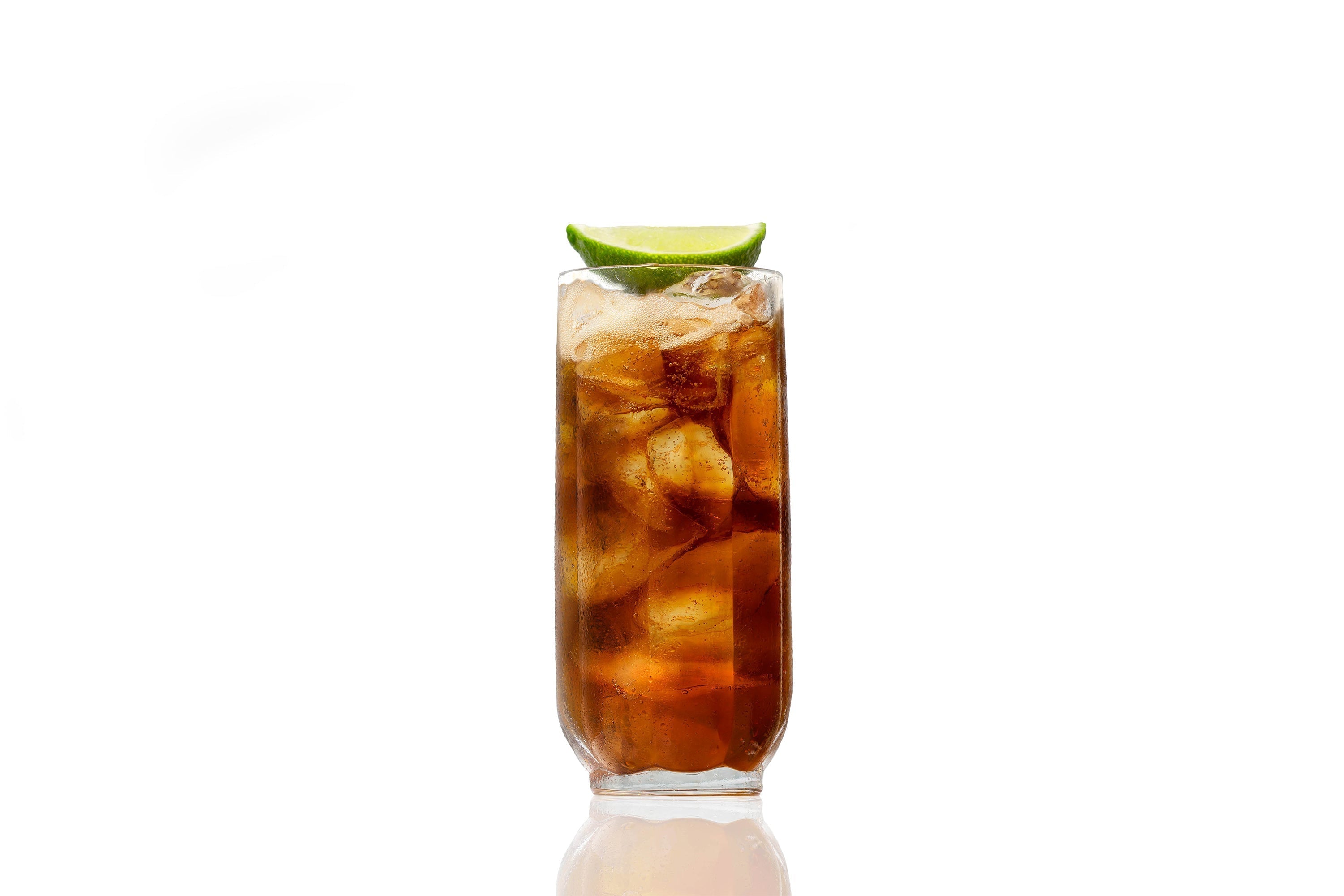 How To Make The Perfect Rum And Coke