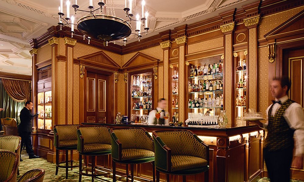 10 Sober-Friendly Hotel Bars Where You Can Sip A CleanCo Cocktail