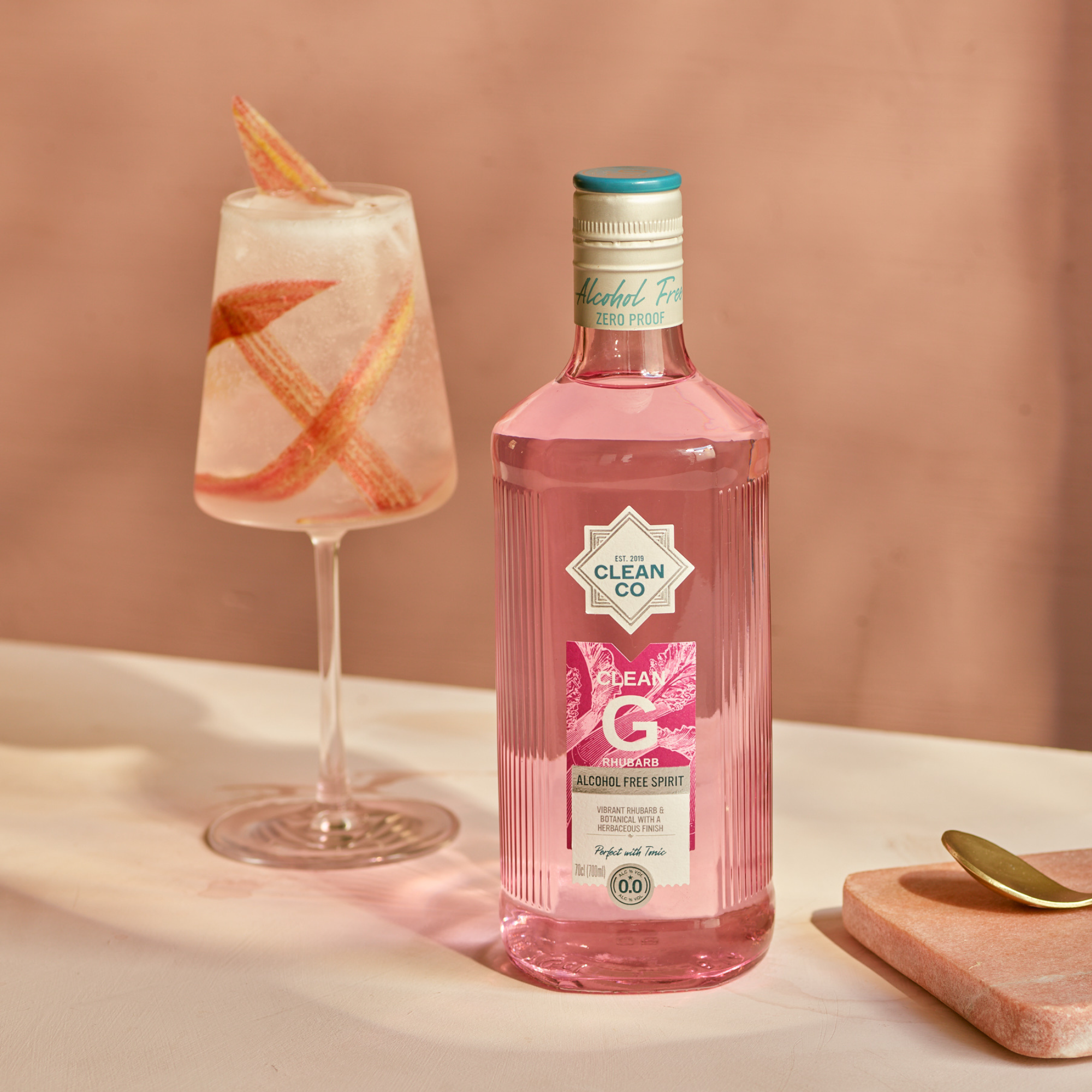 Clean Rhubarb G+T